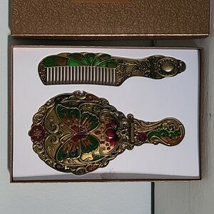 Vintage Style Mirror and Comb Set